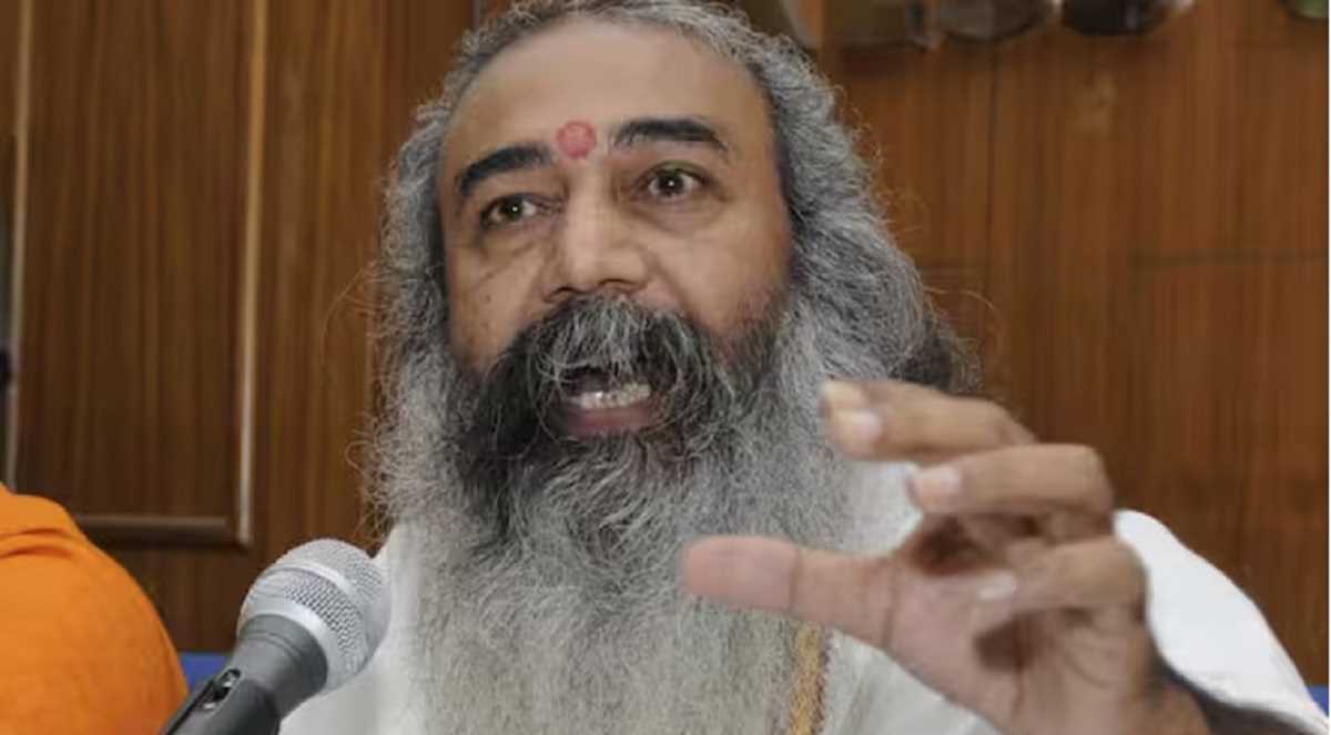 कांग्रेस को अपना दफ्तर और झंडा भी सपा को सौंप देना चाहिए : प्रमोद कृष्णम